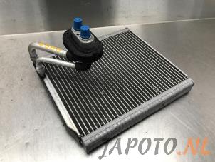 Używane Parownik klimatyzacji Hyundai iX35 (LM) 1.6 GDI 16V Cena € 59,95 Procedura marży oferowane przez Japoto Parts B.V.