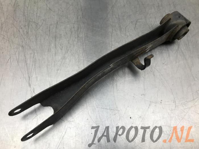 Rear wishbone, left from a Subaru Legacy Wagon (BR) 2.5 16V 2014