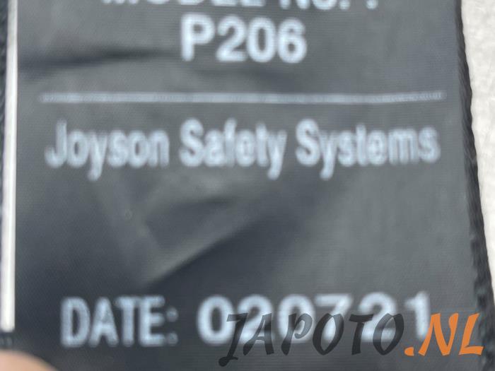 Wtyk pasa bezpieczenstwa srodek tyl z Suzuki Vitara (LY/MY) 1.4 Booster Jet Turbo 16V SHVS AllGrip 2021