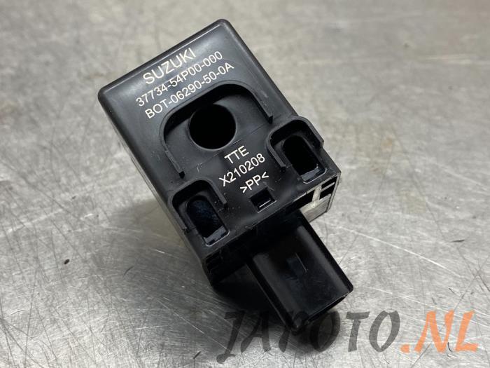 Używane Przekaznik Suzuki Vitara (LY/MY) 1.4 Booster Jet Turbo 16V SHVS AllGrip Cena € 26,20 Procedura marży oferowane przez Japoto Parts B.V.