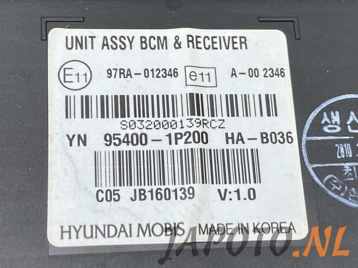 Cerradura de contacto y ordenador de un Kia Venga 1.6 CVVT 16V 2012