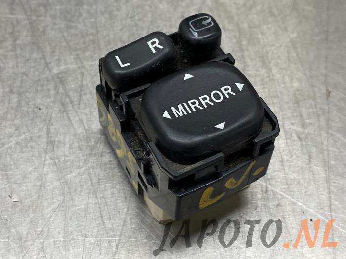 Mirror switch from a Subaru Forester (SG) 2.0 16V X 2007