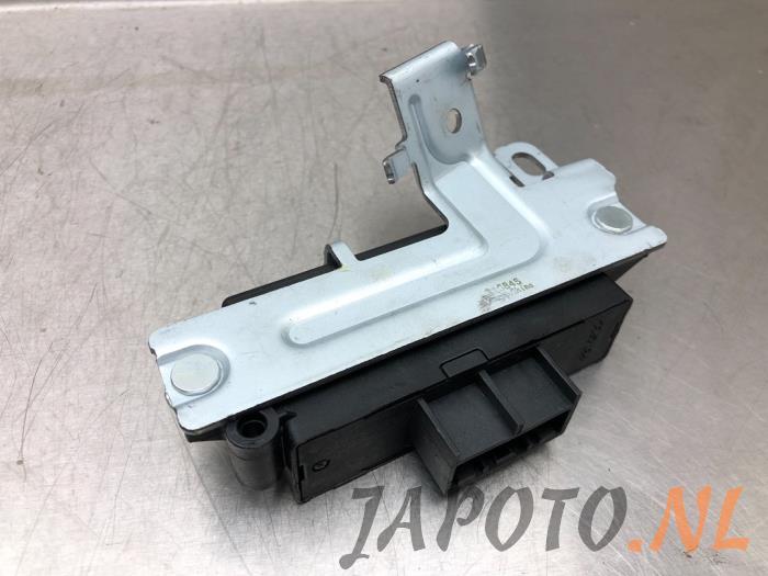 Module (miscellaneous) from a Nissan Micra (K14) 0.9 IG-T 12V 2017