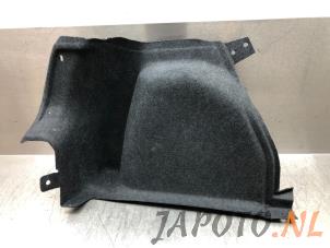 Używane Tapicerka pokrywy bagaznika lewa Nissan Micra (K14) 0.9 IG-T 12V Cena € 49,95 Procedura marży oferowane przez Japoto Parts B.V.
