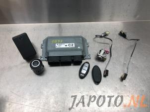 Używane Stacyjka + sterownik Nissan Micra (K14) 0.9 IG-T 12V Cena € 249,50 Procedura marży oferowane przez Japoto Parts B.V.