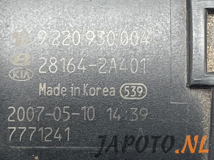 Airflow meter from a Hyundai i30 (FD) 1.6 CRDi 16V VGT HP 2007