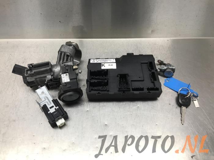 Used Ignition lock + computer Mazda 2 (DE) 1.3 16V S-VT High Power Price € 103,95 Margin scheme offered by Japoto Parts B.V.