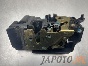 Used Rear door lock mechanism 4-door, left Chevrolet Epica 2.5 24V Price € 39,95 Margin scheme offered by Japoto Parts B.V.
