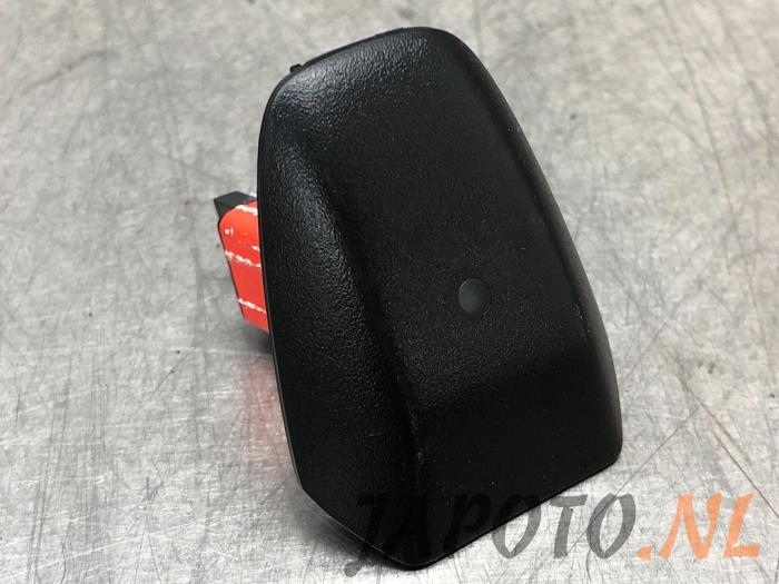 Begagnade Ljussensor Kia Venga 1.4 CVVT 16V Pris € 15,70 Marginaltabell erbjuds av Japoto Parts B.V.