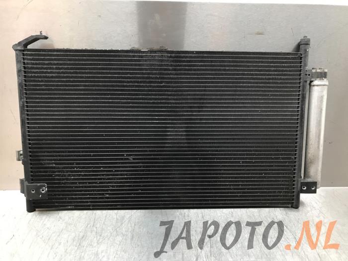 Usagé Radiateur clim Subaru Forester (SG) 2.0 16V X Prix € 41,95 Règlement à la marge proposé par Japoto Parts B.V.