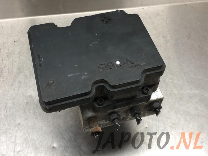 Usagé Bloc ABS Hyundai iX20 (JC) 1.4i 16V Prix € 78,70 Règlement à la marge proposé par Japoto Parts B.V.