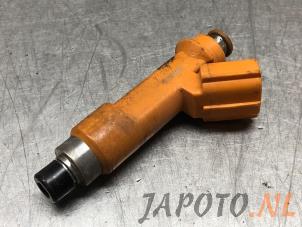Usados Inyector (inyección de gasolina) Toyota iQ 1.0 12V VVT-i Precio € 14,95 Norma de margen ofrecido por Japoto Parts B.V.