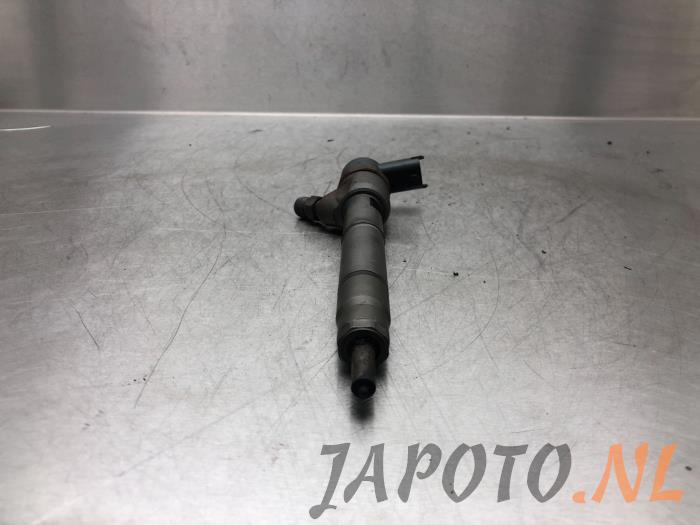 Usagé Injecteurs Hyundai i30 Crosswagon (WWH) 1.6 CRDi 16V VGT HP Prix € 26,24 Règlement à la marge proposé par Japoto Parts B.V.