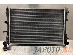 Usagé Radiateur d'eau Mitsubishi Colt (Z2/Z3) 1.3 16V Prix € 39,99 Règlement à la marge proposé par Japoto Parts B.V.