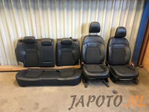 Used Set of upholstery (complete) Kia Sportage (SL) 1.6 GDI 16V 4x2 Price € 500,00 Margin scheme offered by Japoto Parts B.V.