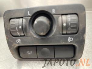 Usados Interruptor faro lhv Subaru Legacy (BL) 2.0 16V Precio € 9,95 Norma de margen ofrecido por Japoto Parts B.V.