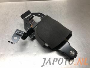 Used Rear seatbelt, centre Mazda 6 SportBreak (GH19/GHA9) 1.8i 16V Price € 49,95 Margin scheme offered by Japoto Parts B.V.