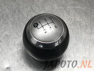 Usados Botón de palanca Toyota RAV4 (A4) 2.0 16V VVT-i 4x4 Precio € 29,95 Norma de margen ofrecido por Japoto Parts B.V.