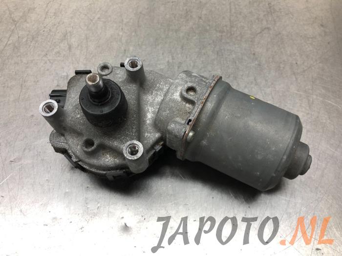 Moteur essuie-glace avant d'un Toyota RAV4 (A4) 2.0 16V VVT-i 4x4 2016