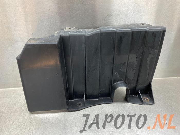 Begagnade Hasplåt Hyundai i30 (GDHB5) 1.4 16V Pris € 26,20 Marginaltabell erbjuds av Japoto Parts B.V.