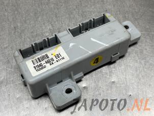Używane Glówny modul elektroniczny Hyundai i30 (GDHB5) 1.4 16V Cena € 39,95 Procedura marży oferowane przez Japoto Parts B.V.