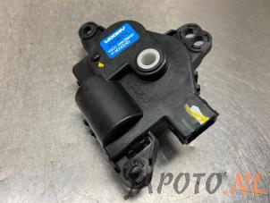 Used Heater valve motor Hyundai i30 (GDHB5) 1.4 16V Price € 29,99 Margin scheme offered by Japoto Parts B.V.