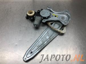 Usagé Mécanique vitre 4portes arrière droite Toyota Verso 2.2 16V D-CAT Prix € 49,00 Règlement à la marge proposé par Japoto Parts B.V.