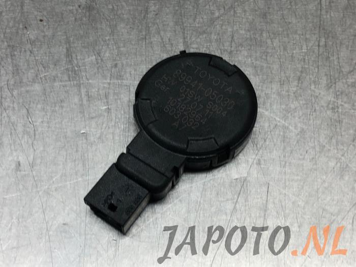 Begagnade Regnsensor Toyota Verso 2.2 16V D-CAT Pris € 26,20 Marginaltabell erbjuds av Japoto Parts B.V.