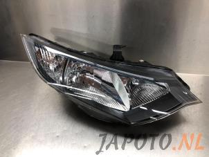 Used Headlight, right Honda Civic (FK1/2/3) 1.4i VTEC 16V Price € 199,00 Margin scheme offered by Japoto Parts B.V.