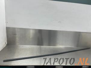 Used Roof strip, left Honda Jazz (GE6/GE8/GG/GP) 1.4 VTEC 16V Price € 29,95 Margin scheme offered by Japoto Parts B.V.