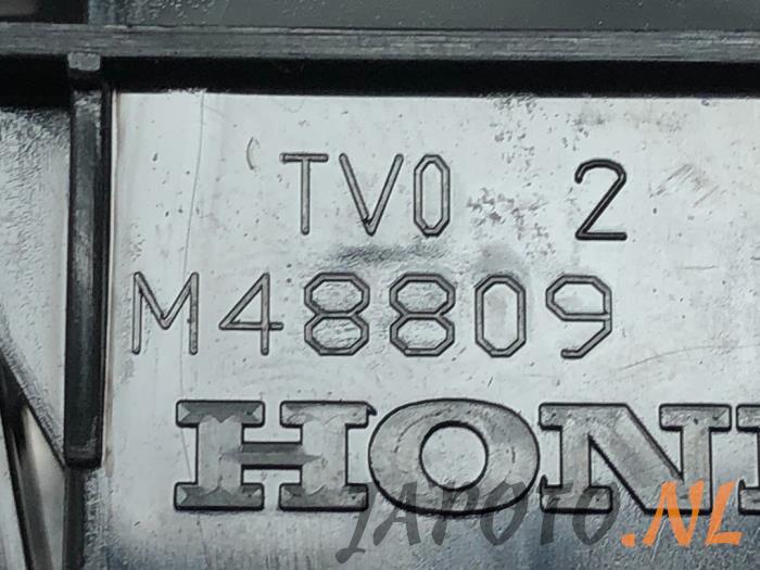 ASR switch from a Honda Civic (FK1/2/3) 1.4i VTEC 16V 2013