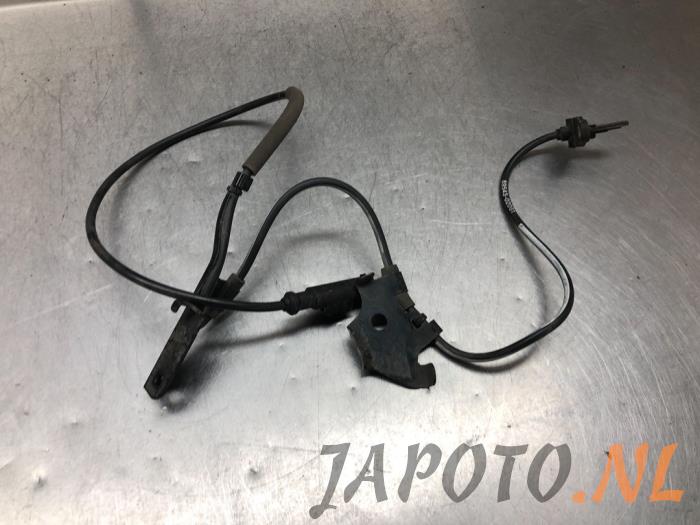 Używane Czujnik ABS Toyota Verso 2.2 16V D-CAT Cena € 36,70 Procedura marży oferowane przez Japoto Parts B.V.
