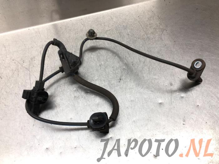 Używane Czujnik ABS Honda Civic (FK1/2/3) 1.4i VTEC 16V Cena € 36,70 Procedura marży oferowane przez Japoto Parts B.V.
