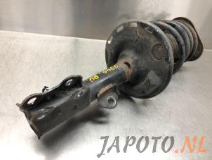 Usagé Barre amortisseur avant droit Toyota Verso 2.2 16V D-CAT Prix € 64,95 Règlement à la marge proposé par Japoto Parts B.V.