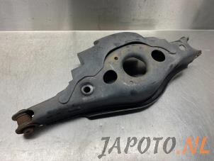 Usagé Bras de suspension bas arrière gauche Toyota RAV4 (A4) 2.0 16V VVT-i 4x4 Prix € 74,99 Règlement à la marge proposé par Japoto Parts B.V.