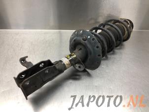 Used Front shock absorber rod, right Honda Jazz (GE6/GE8/GG/GP) 1.4 VTEC 16V Price € 49,95 Margin scheme offered by Japoto Parts B.V.