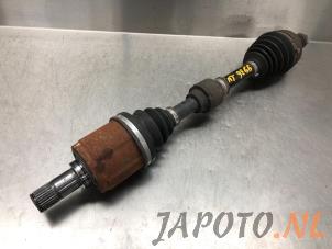 Usagé Arbre de transmission avant gauche Honda Civic (FK1/2/3) 1.4i VTEC 16V Prix € 99,95 Règlement à la marge proposé par Japoto Parts B.V.