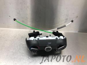 Używane Panel sterowania nagrzewnicy Kia Picanto (JA) 1.0 12V Cena € 74,95 Procedura marży oferowane przez Japoto Parts B.V.