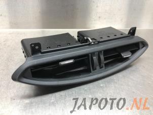 Used Dashboard vent Toyota GT 86 (ZN) 2.0 16V Price € 39,95 Margin scheme offered by Japoto Parts B.V.