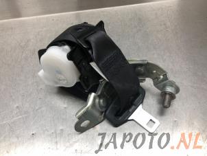 Used Rear seatbelt, left Toyota GT 86 (ZN) 2.0 16V Price € 74,99 Margin scheme offered by Japoto Parts B.V.