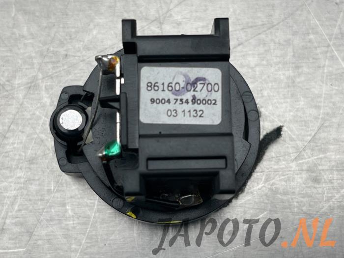 Tweeter from a Toyota Verso 2.2 16V D-CAT 2011