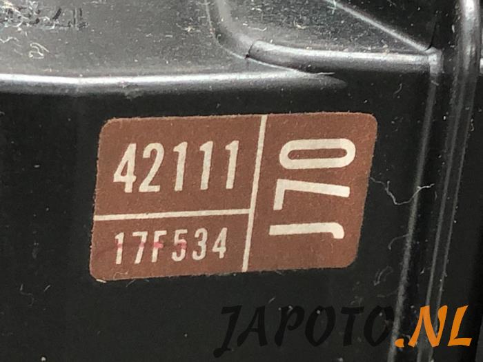 Commodo phare d'un Toyota RAV4 (A3) 2.2 D-4D-F 16V 4x4 2011