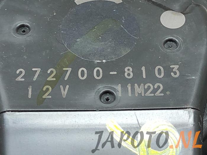 Moteur de ventilation chauffage d'un Toyota RAV4 (A3) 2.2 D-4D-F 16V 4x4 2011