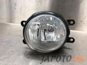 Used Fog light, front left Toyota RAV4 (A3) 2.2 D-4D-F 16V 4x4 Price € 24,95 Margin scheme offered by Japoto Parts B.V.