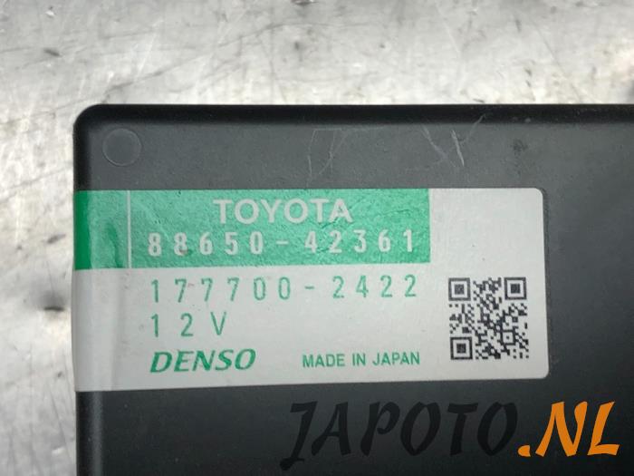 Module (divers) d'un Toyota RAV4 (A3) 2.2 D-4D-F 16V 4x4 2011