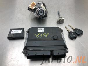 Used Ignition lock + computer Toyota RAV4 (A3) 2.2 D-4D-F 16V 4x4 Price € 149,95 Margin scheme offered by Japoto Parts B.V.