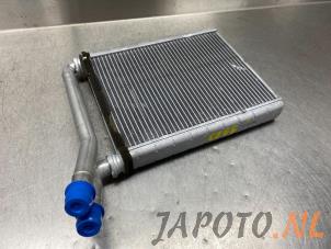 Usados Radiador de calefactor Toyota Auris (E15) 1.8 16V HSD Full Hybrid Precio € 40,00 Norma de margen ofrecido por Japoto Parts B.V.
