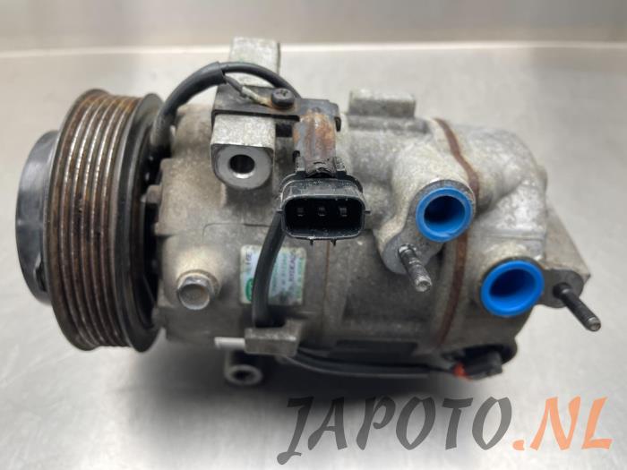 Usagé Compresseur de clim Kia Sportage (SL) 2.0 CRDi 16V VGT 4x4 Prix € 104,95 Règlement à la marge proposé par Japoto Parts B.V.