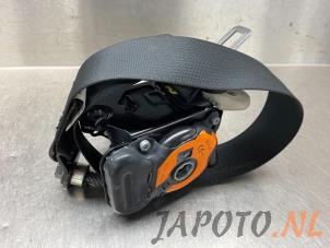 Used Front seatbelt, right Nissan Note (E12) 1.2 68 Price € 69,96 Margin scheme offered by Japoto Parts B.V.