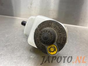 Usagé Cylindre de frein principal Toyota RAV4 (A3) 2.2 D-4D-F 16V 4x4 Prix € 39,95 Règlement à la marge proposé par Japoto Parts B.V.